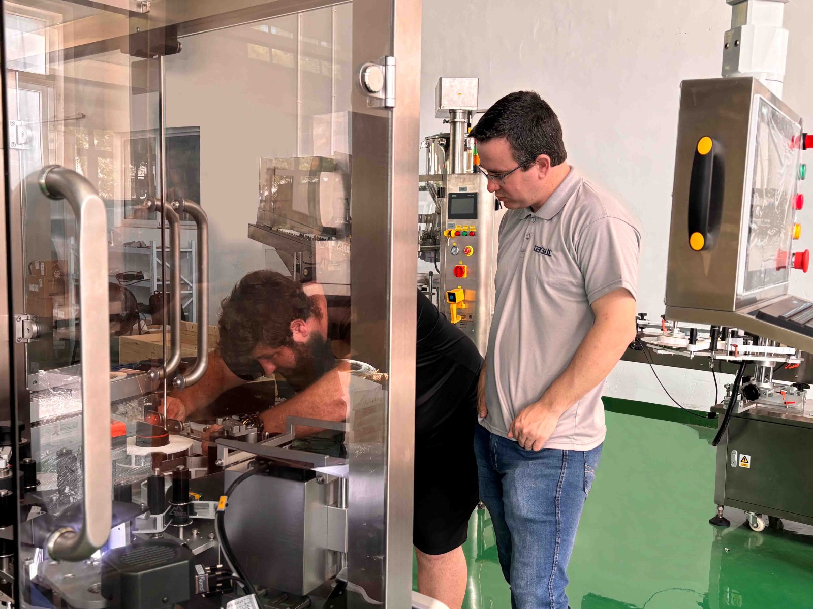 1758609158797164.jpg W.jpg